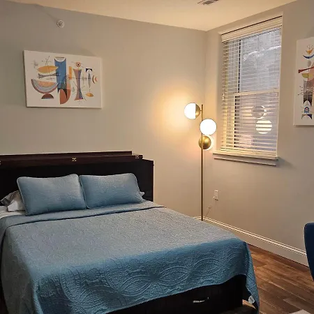 Cozy Studio At The Historic Inman Champaign Exterior photo
